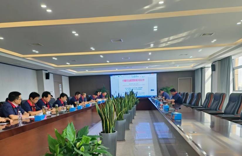 運(yùn)用浙江‘千萬工程’經(jīng)驗(yàn)案例，加強(qiáng)公司5S管理工作會(huì)議