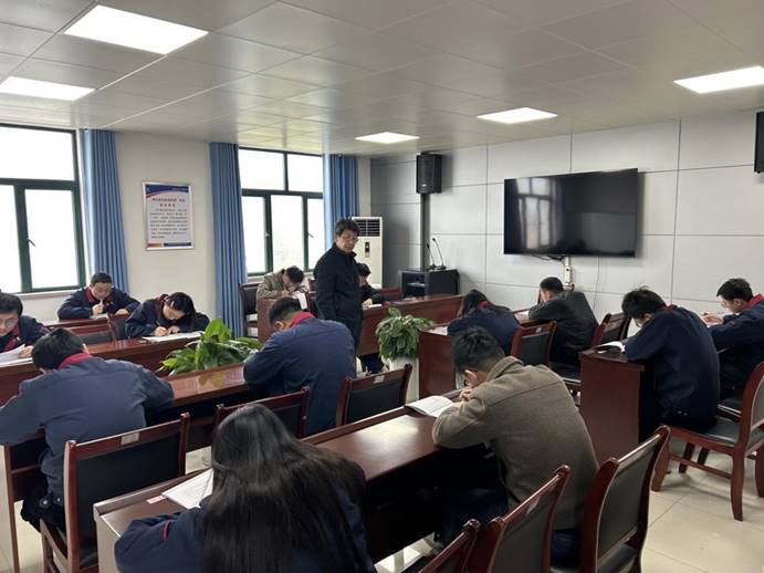 建材公司、檢測(cè)公司聯(lián)合開展管理人員業(yè)務(wù)提升考試